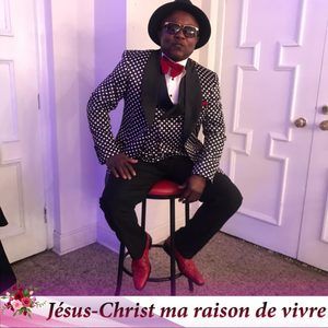 Meet your Posher, Adelin